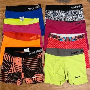 Nike pros all size medium
